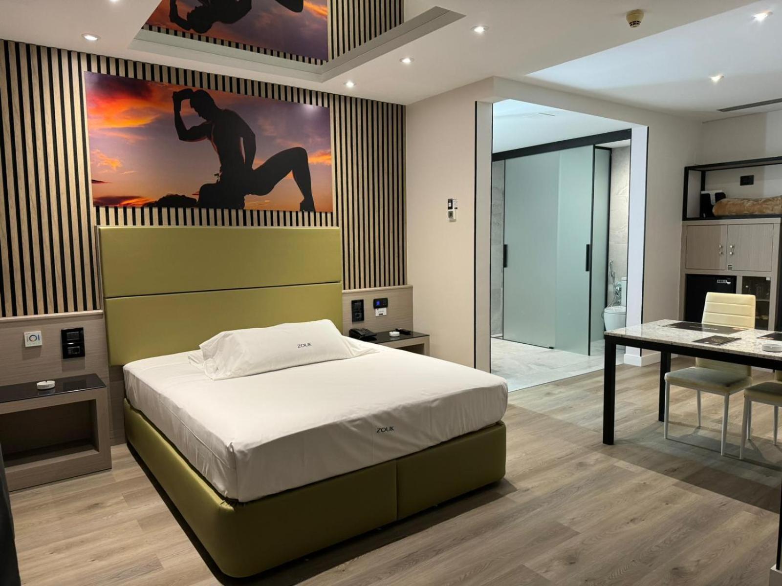 Zouk Hotel (Adults Only) Alcala de Henares Exterior photo