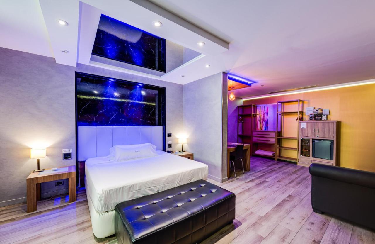 Zouk Hotel (Adults Only) Alcala de Henares Exterior photo