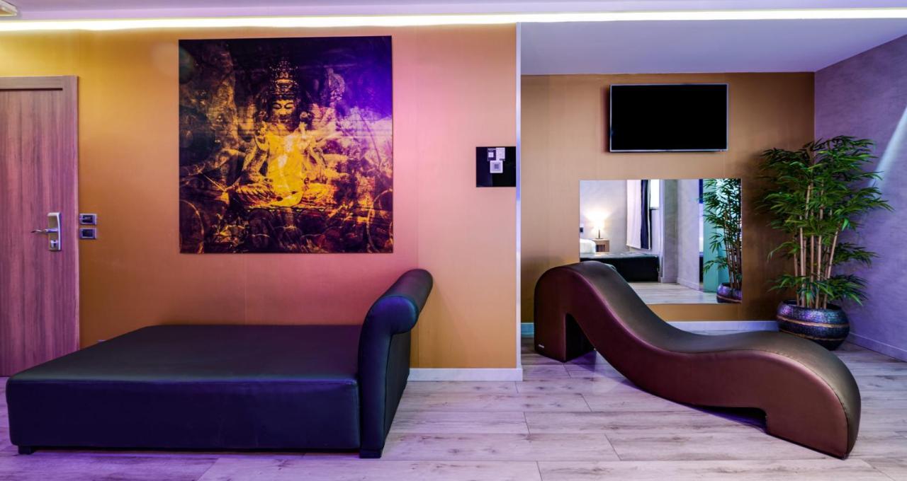 Zouk Hotel (Adults Only) Alcala de Henares Exterior photo